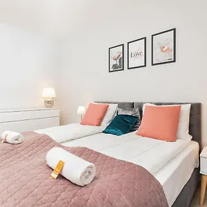 Apartament Center By Renters, Gdańsk